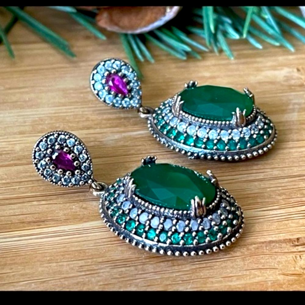 925 Sterling Silver, Emerald &Topaz drop Earrings - Picture 6 of 7